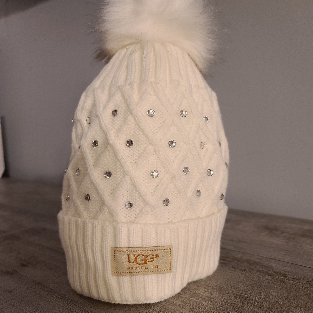 UGG HAT